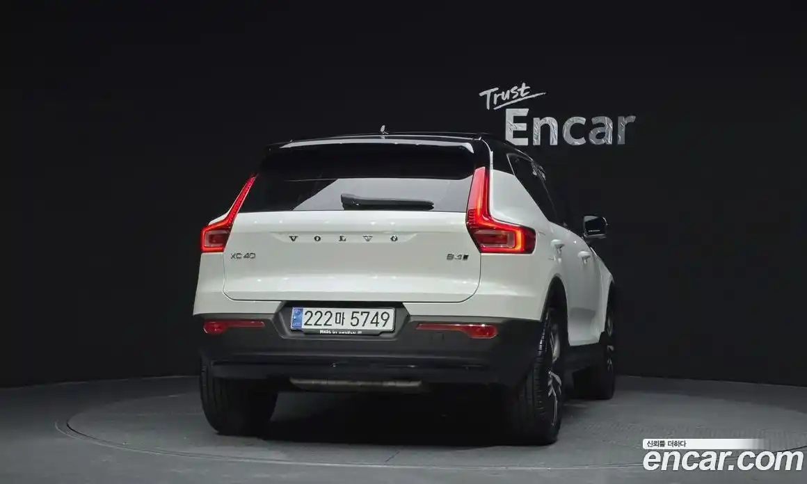 Volvo XC40 2020 2.0 гидро в Москве № 230508, фото 4