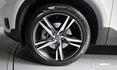 Volvo XC40 2020 2.0 гидро в Москве № 230508, миниатюра 5