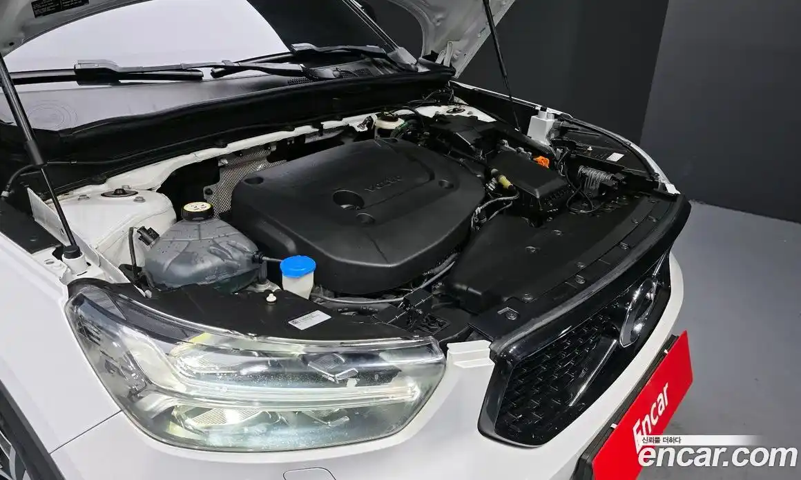 Volvo XC40 2020 2.0 гидро в Москве № 230508, фото 6