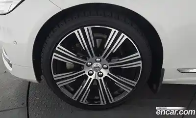 Volvo S90 2022 2.0 гидро в Москве № 230547, миниатюра 4