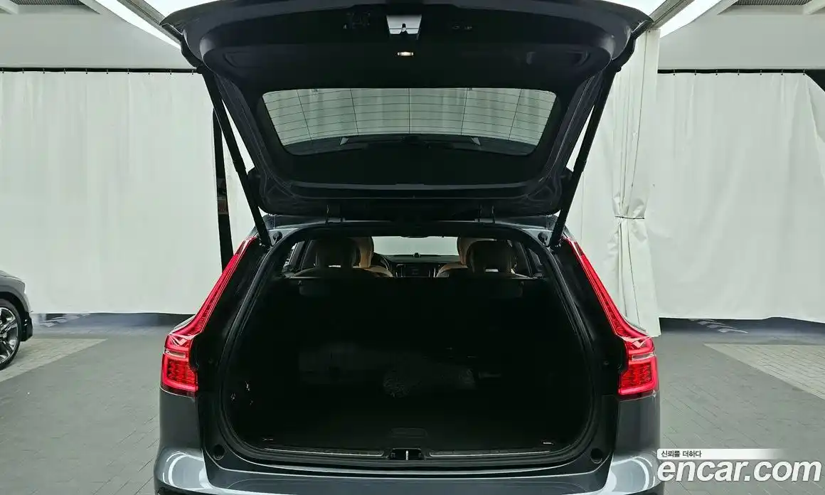 Volvo V60 2020 2.0 гидро в Москве № 230571, фото 20