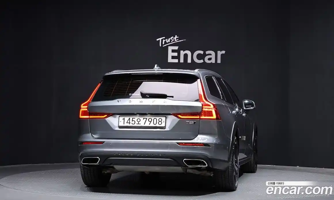 Volvo V60 2020 2.0 гидро в Москве № 230571, фото 4