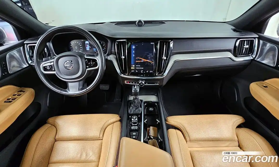 Volvo V60 2020 2.0 гидро в Москве № 230571, фото 7