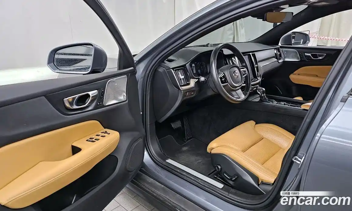 Volvo V60 2020 2.0 гидро в Москве № 230571, фото 10