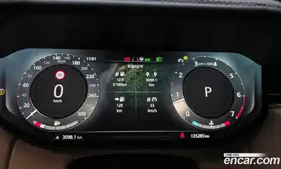 Land Rover Range-Rover 2023 4.4 гидро в Москве № 231268, миниатюра 8