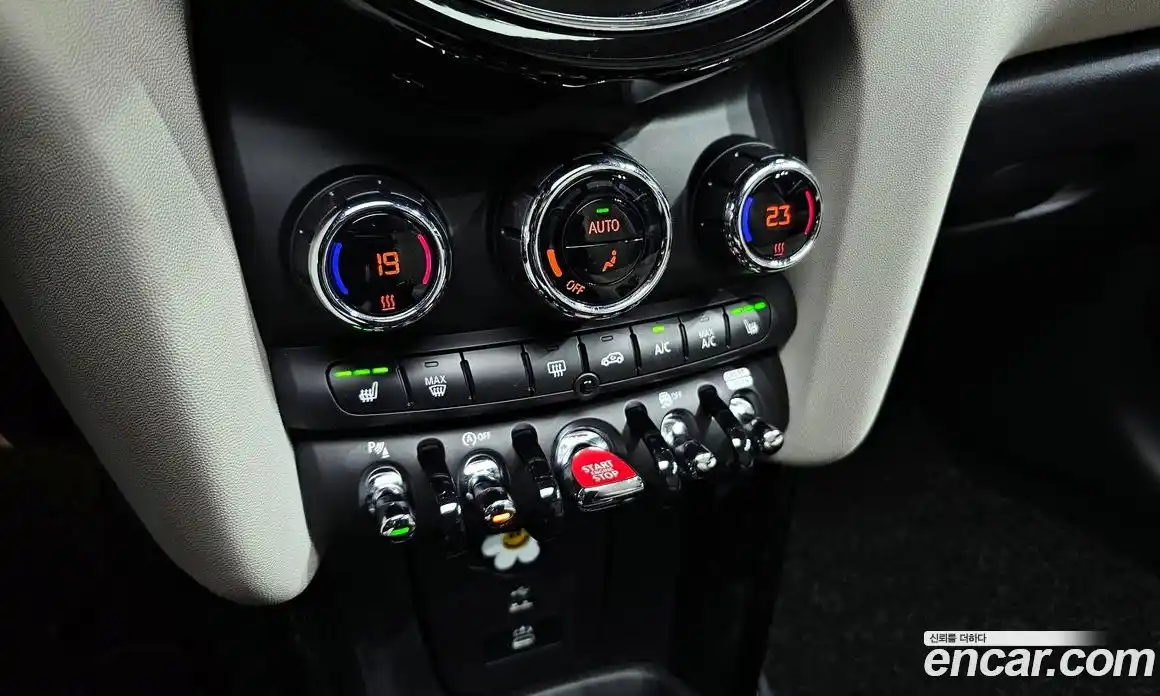Mini Cooper 2022 2.0 гидро в Москве № 231489, фото 15