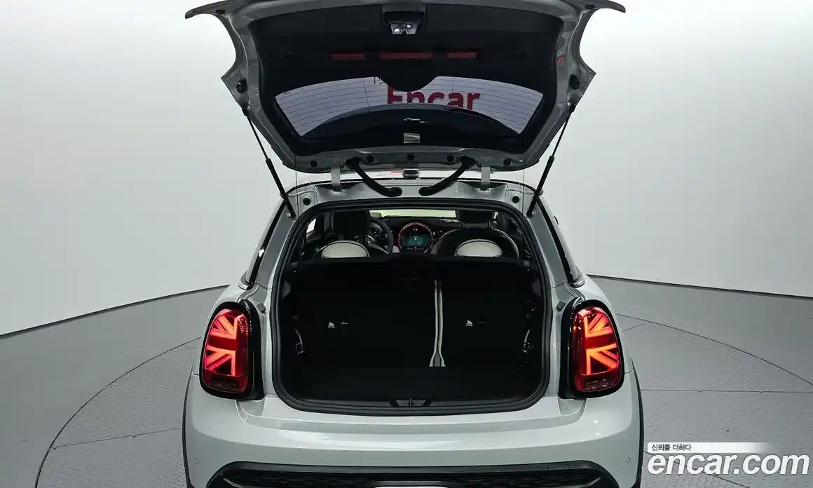 Mini Cooper 2022 2.0 гидро в Москве № 231489, фото 20