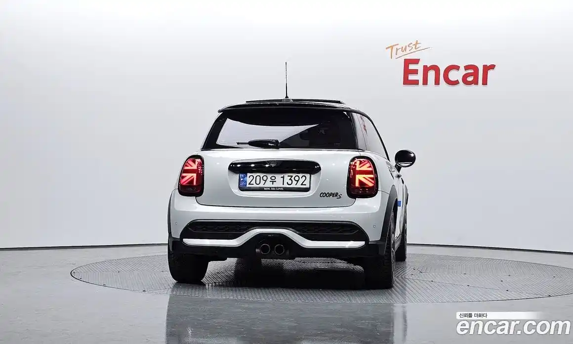 Mini Cooper 2022 2.0 гидро в Москве № 231489, фото 4