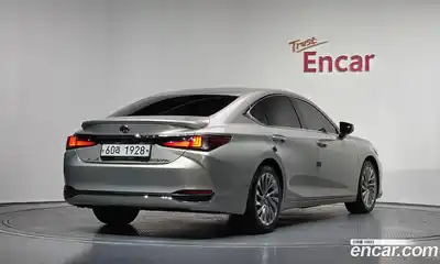 Lexus ES 2019 2.5 гидро в Москве № 232011, миниатюра 2