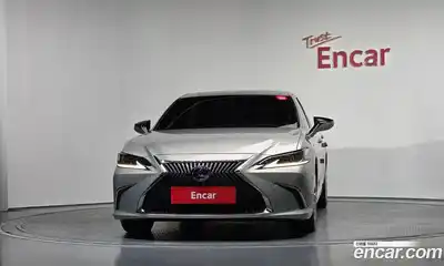 Lexus ES 2019 2.5 гидро в Москве № 232011, миниатюра 3