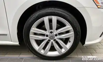 Volkswagen Passat 2018 2.0 гидро в Москве № 232250, миниатюра 5