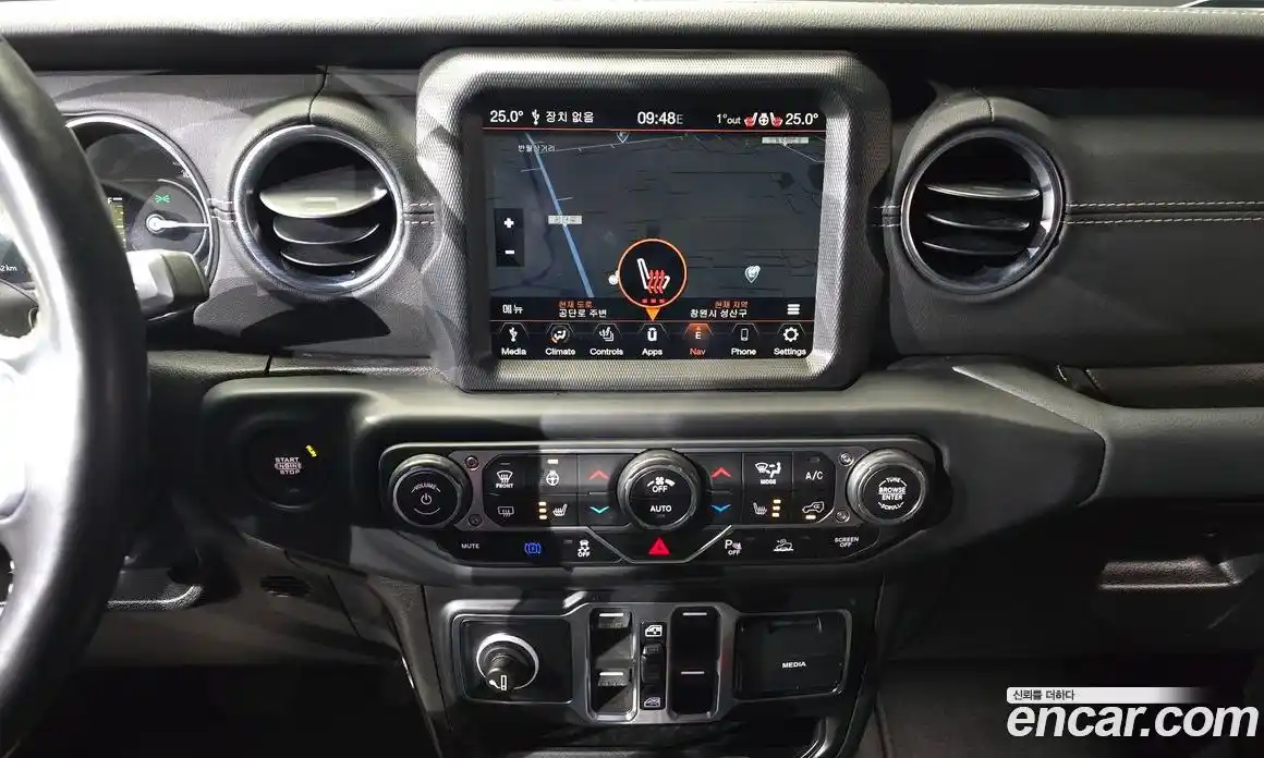 Jeep Wrangler 2022 2.0 гидро в Москве № 232283, фото 15
