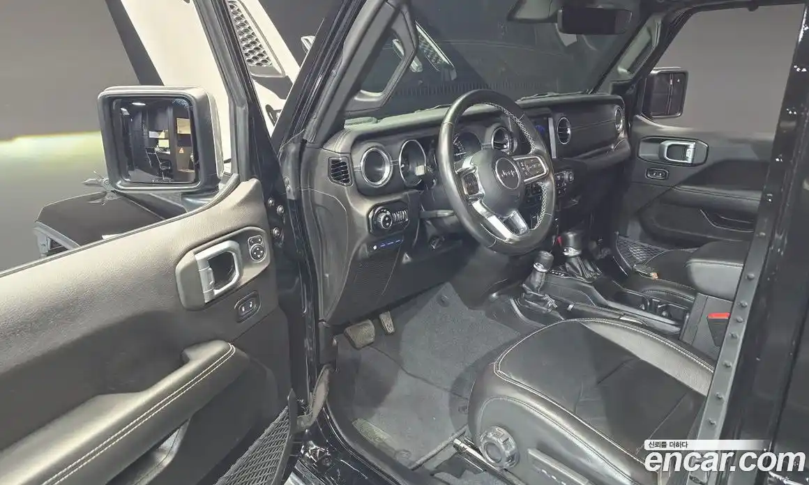 Jeep Wrangler 2022 2.0 гидро в Москве № 232283, фото 10