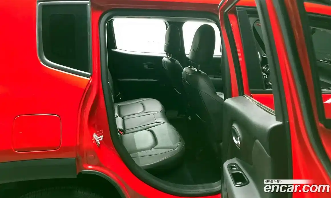 Jeep Renegade 2021 2.4 гидро в Москве № 232691, фото 12