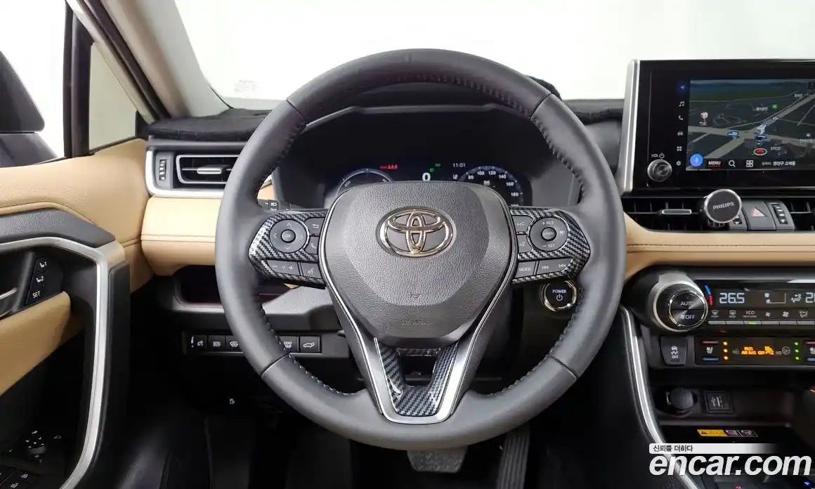 Toyota RAV4 2025 2.5 гидро в Москве № 232815, фото 13