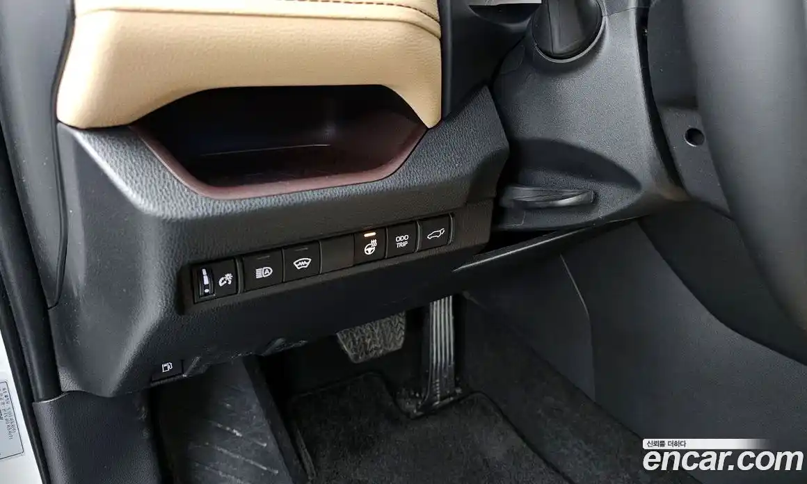 Toyota RAV4 2025 2.5 гидро в Москве № 232815, фото 17