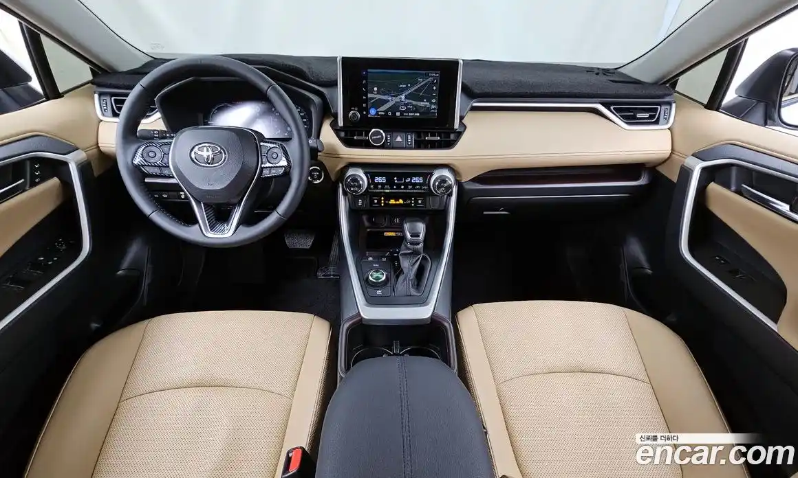 Toyota RAV4 2025 2.5 гидро в Москве № 232815, фото 7