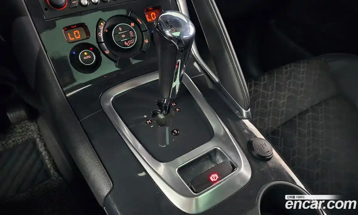 Peugeot 3008 2014 1.6 гидро в Москве № 234913, фото 9