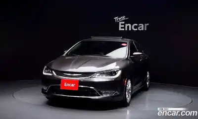 Chrysler 200 2015 2.4 гидро в Москве № 248921, миниатюра 3