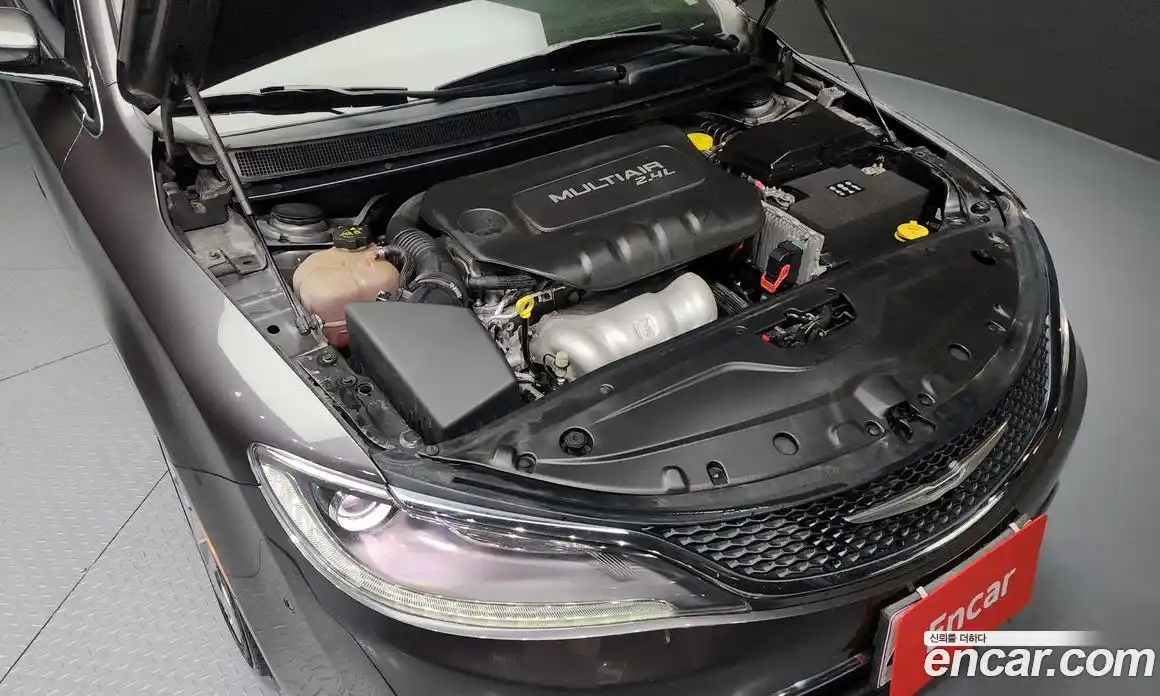 Chrysler 200 2015 2.4 гидро в Москве № 248921, фото 6