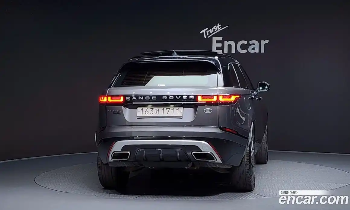 Land Rover Range-Rover Velar 2019 3.0 гидро в Москве № 252745, фото 4