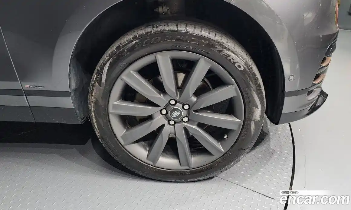 Land Rover Range-Rover Velar 2019 3.0 гидро в Москве № 252745, фото 5