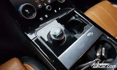 Land Rover Range-Rover Velar 2019 3.0 гидро в Москве № 252745, миниатюра 9