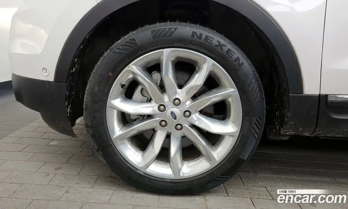 Ford Explorer 2014 3.5 гидро в Москве № 255677, фото 5
