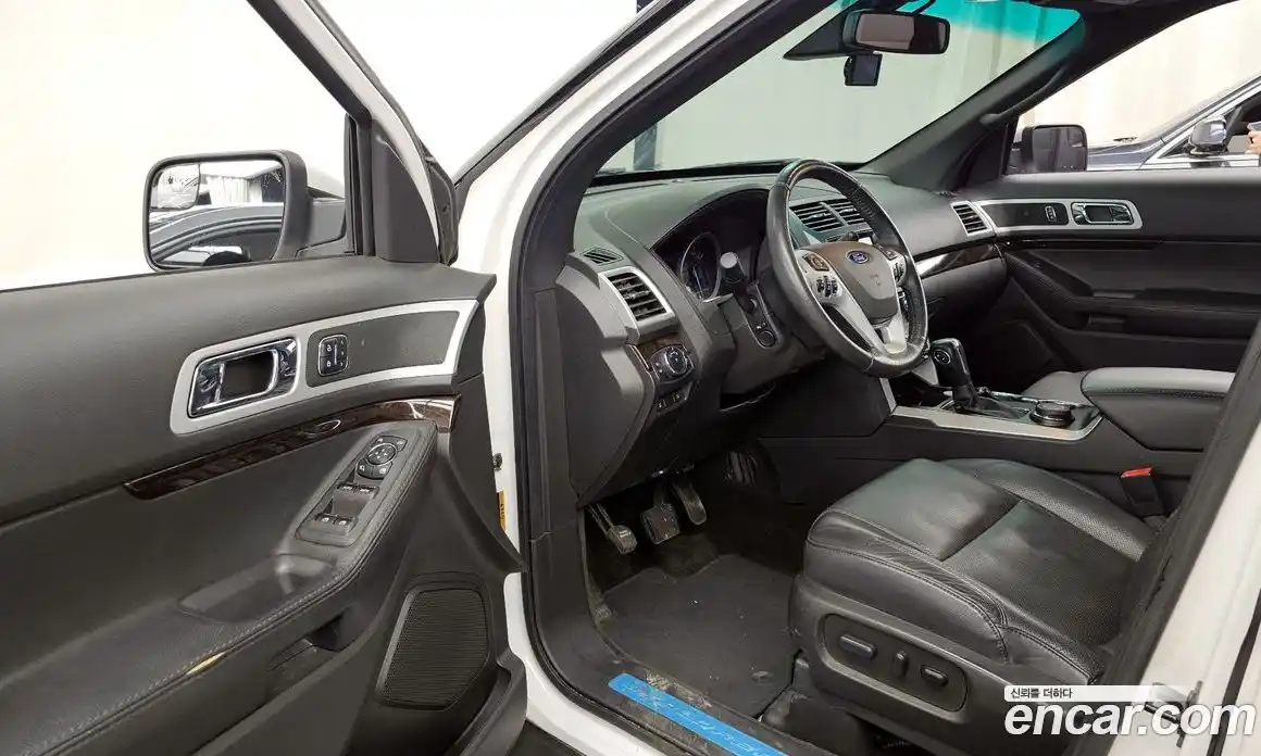 Ford Explorer 2014 3.5 гидро в Москве № 255677, фото 10