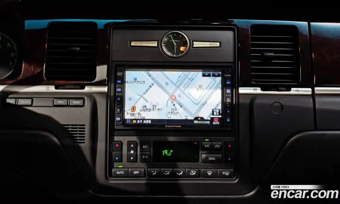 Lincoln Town Car 2007 4.6 гидро в Москве № 255845, фото 14