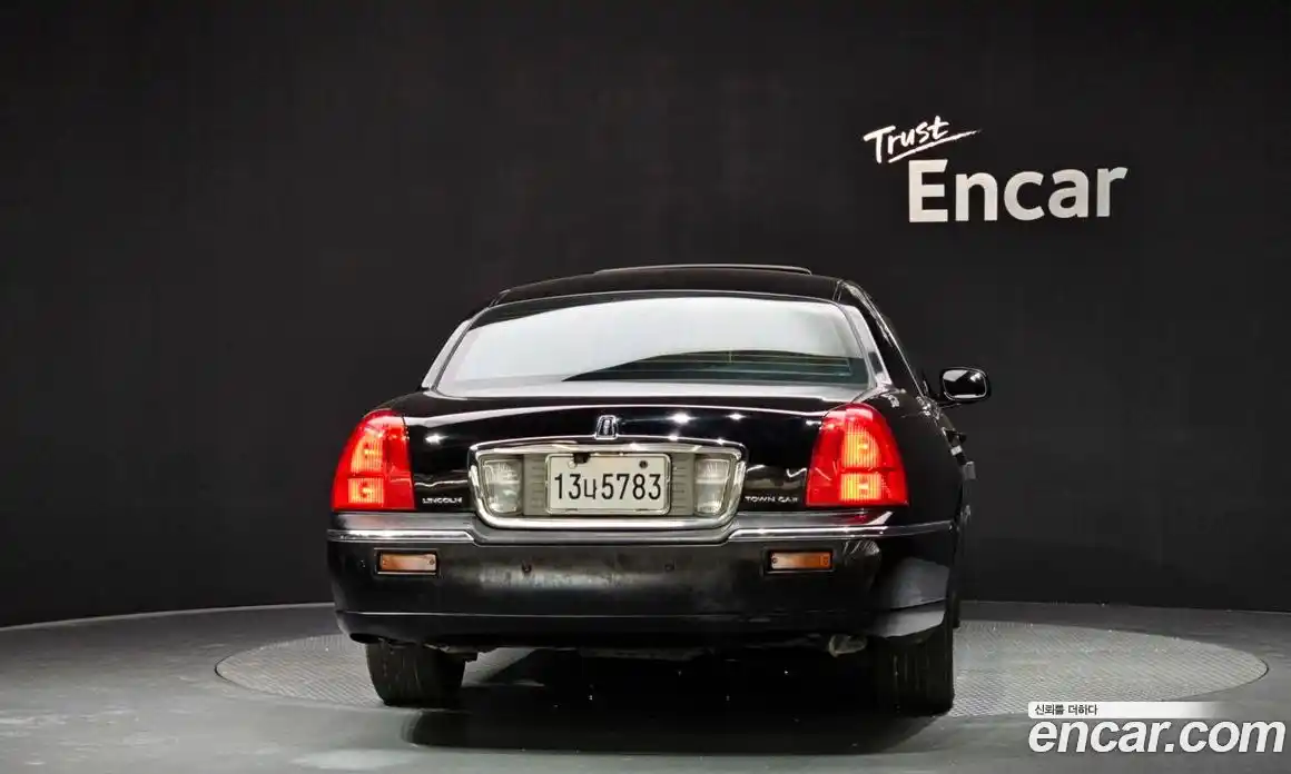 Lincoln Town Car 2007 4.6 гидро в Москве № 255845, фото 4