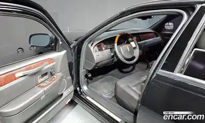 Lincoln Town Car 2007 4.6 гидро в Москве № 255845, миниатюра 10