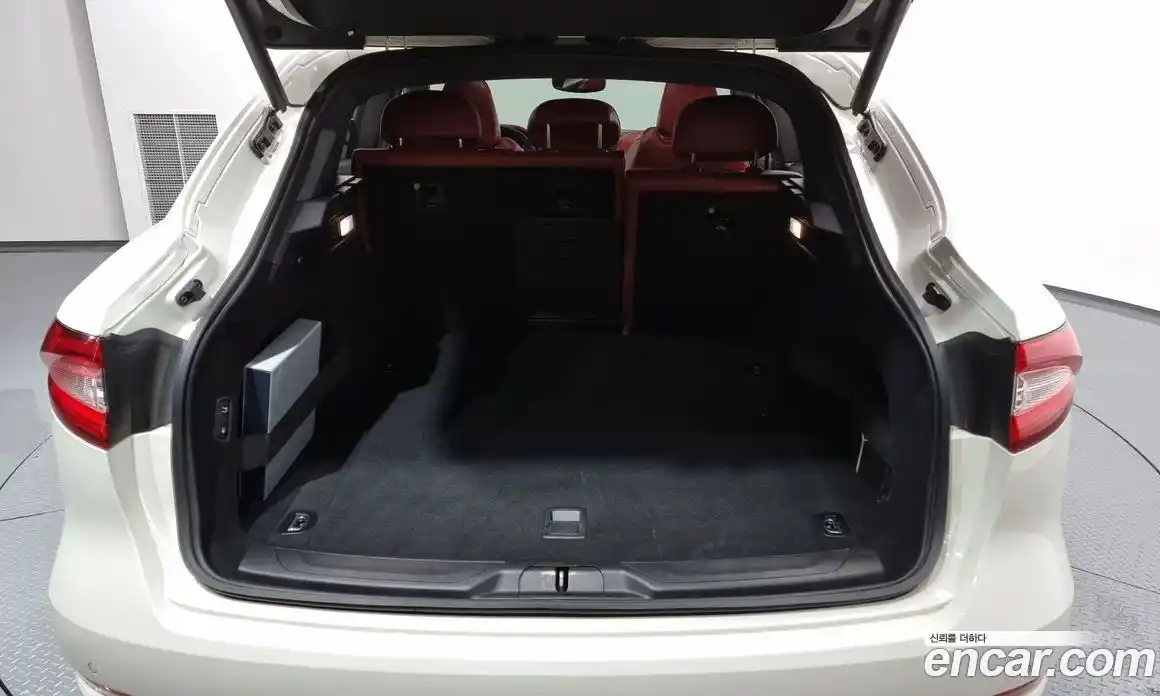 Maserati Levante 2017 3.0 гидро в Москве № 255948, фото 20