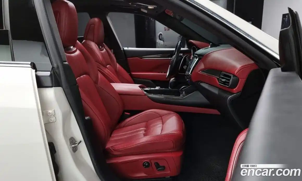 Maserati Levante 2017 3.0 гидро в Москве № 255948, фото 10