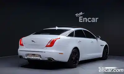 Jaguar XJ 2015 3.0 гидро в Москве № 256071, миниатюра 2