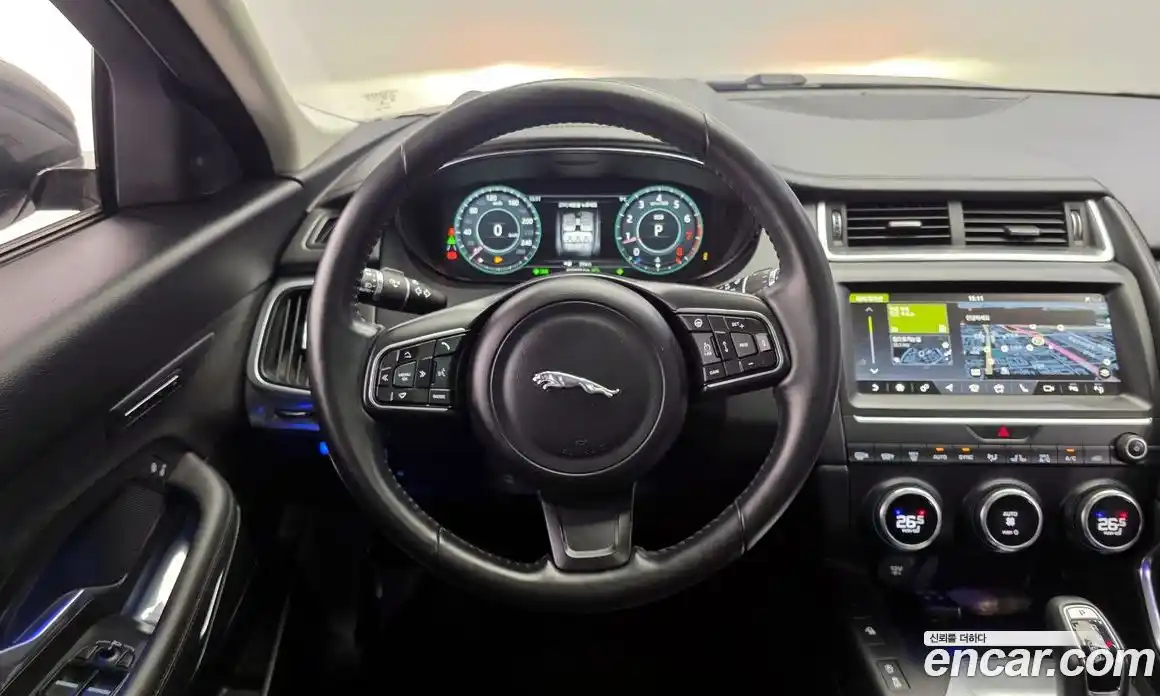 Jaguar E-Pace 2018 2.0 гидро в Москве № 256080, фото 13
