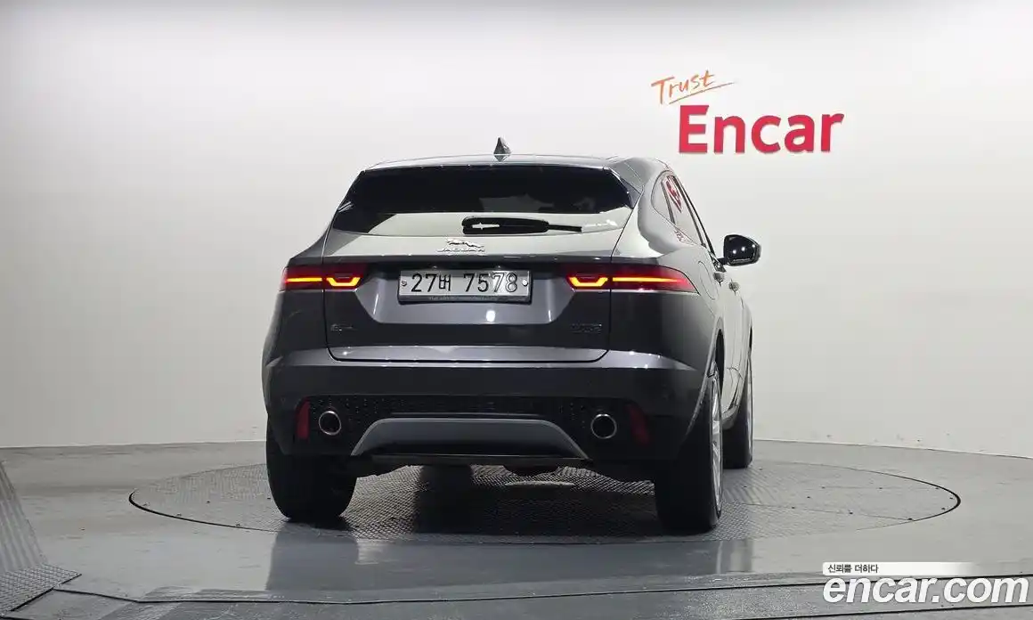 Jaguar E-Pace 2018 2.0 гидро в Москве № 256080, фото 4