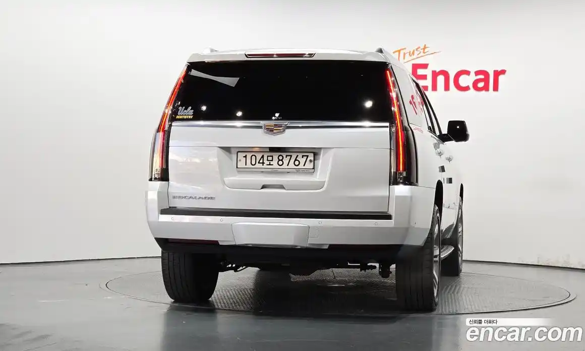 Cadillac Escalade 2020 6.2 гидро в Москве № 256459, фото 4
