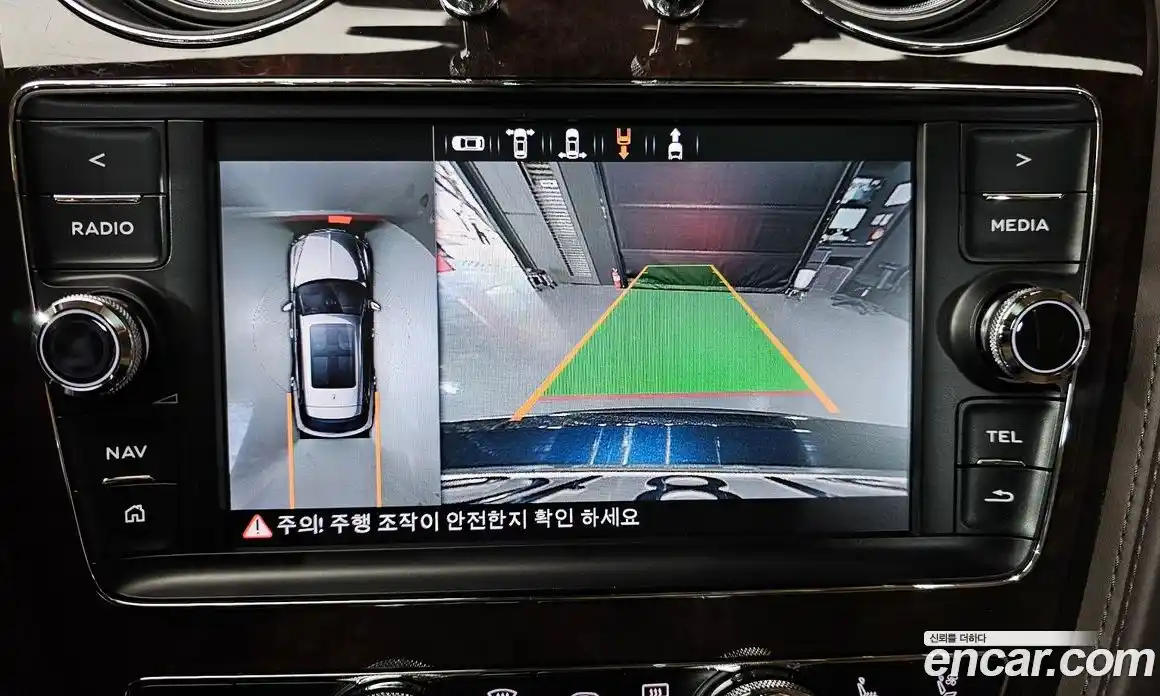 Bentley Bentayga 2020 4.0 гидро в Москве № 256669, фото 15