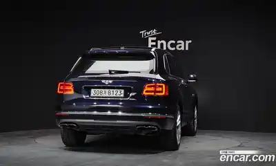 Bentley Bentayga 2020 4.0 гидро в Москве № 256669, миниатюра 4