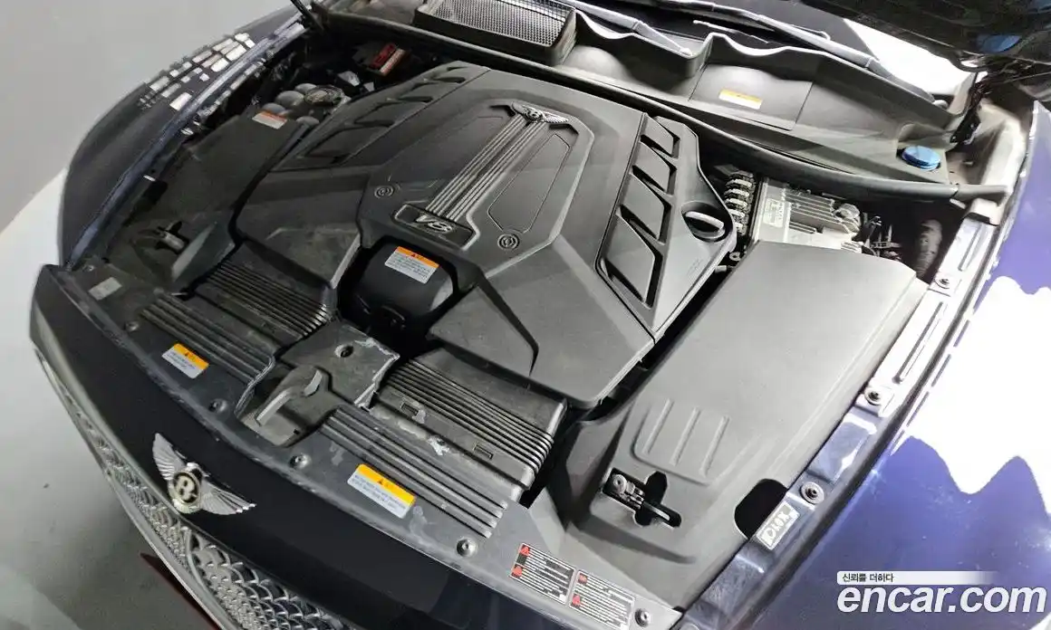 Bentley Bentayga 2020 4.0 гидро в Москве № 256669, фото 6