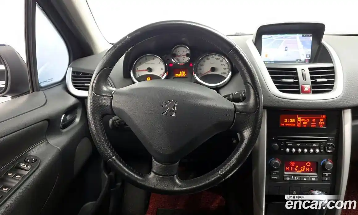 Peugeot 207 2011 1.6 гидро в Москве № 258119, фото 13