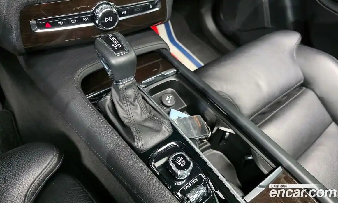 Volvo XC90 2019 2.0 гидро в Москве № 269827, фото 9