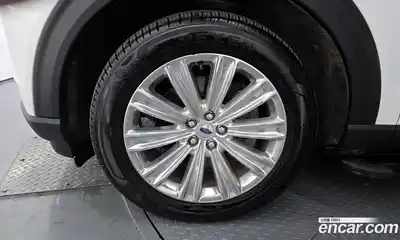 Ford Explorer 2022 3.3 гидро в Москве № 273475, миниатюра 5