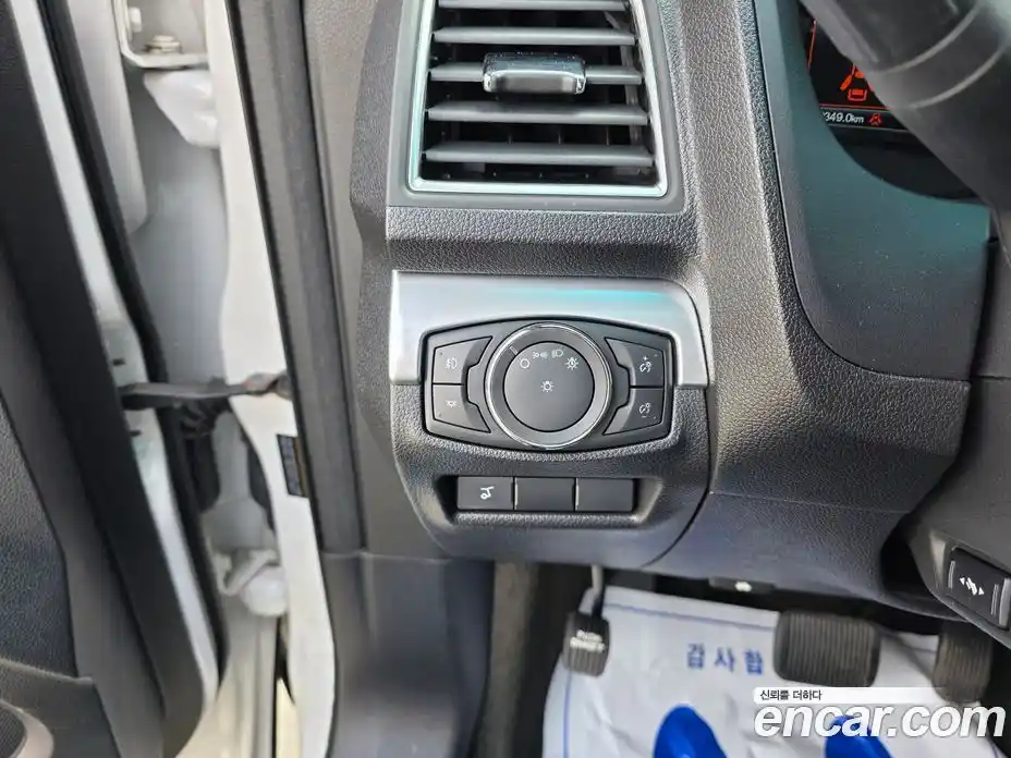 Ford Explorer 2017 2.3 гидро в Москве № 282139, фото 15