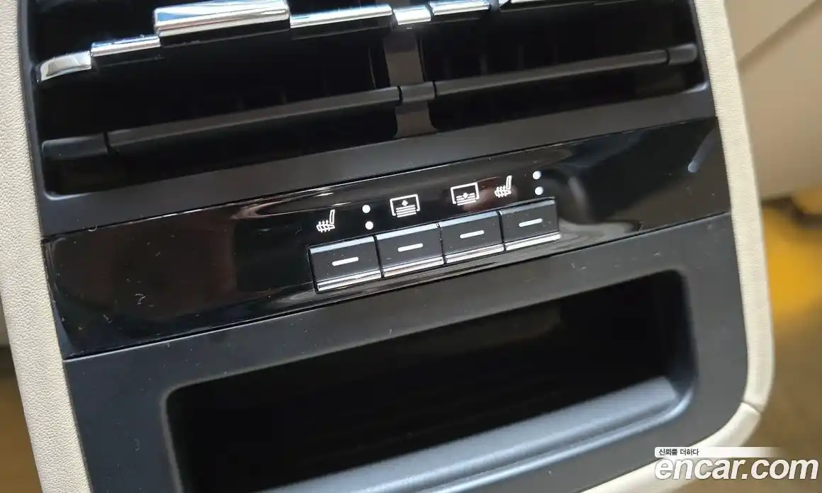 Maserati Quattroporte 2019 3.0 гидро в Москве № 282839, фото 18