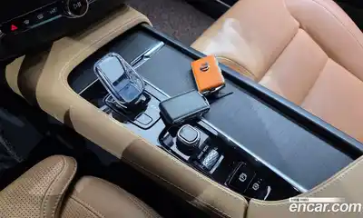 Volvo XC90 2021 2.0 гидро в Москве № 293840, миниатюра 9