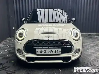 Mini Cooper, 2018