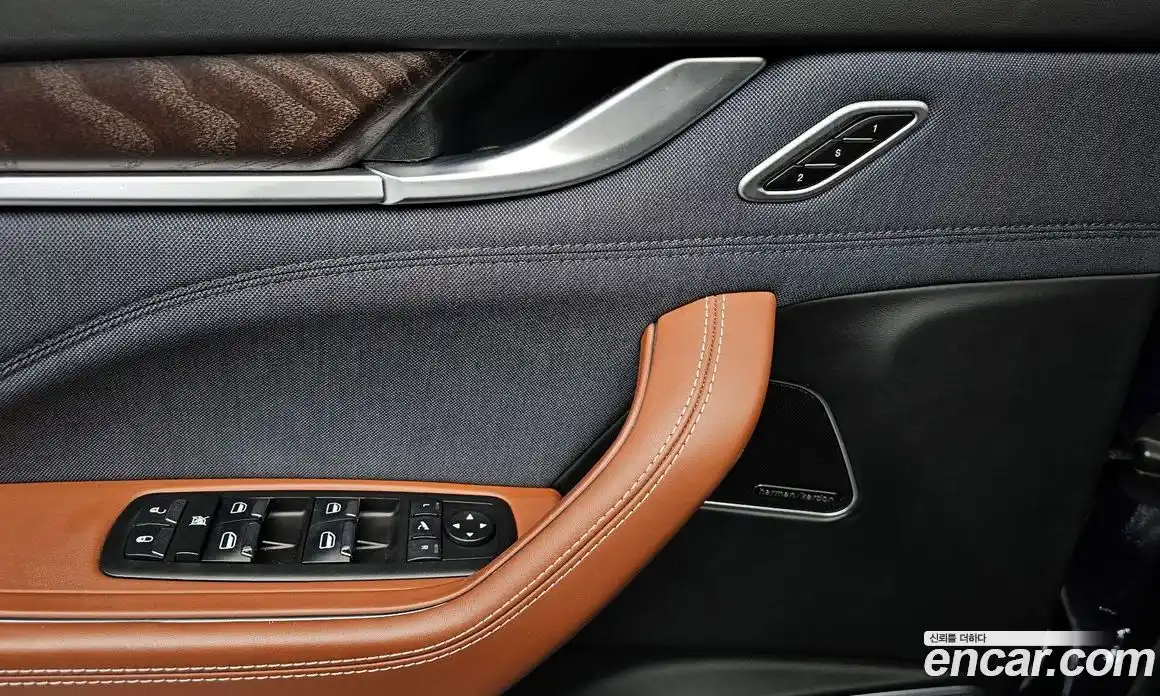 Maserati Levante 2020 3.0 гидро в Москве № 304542, фото 12