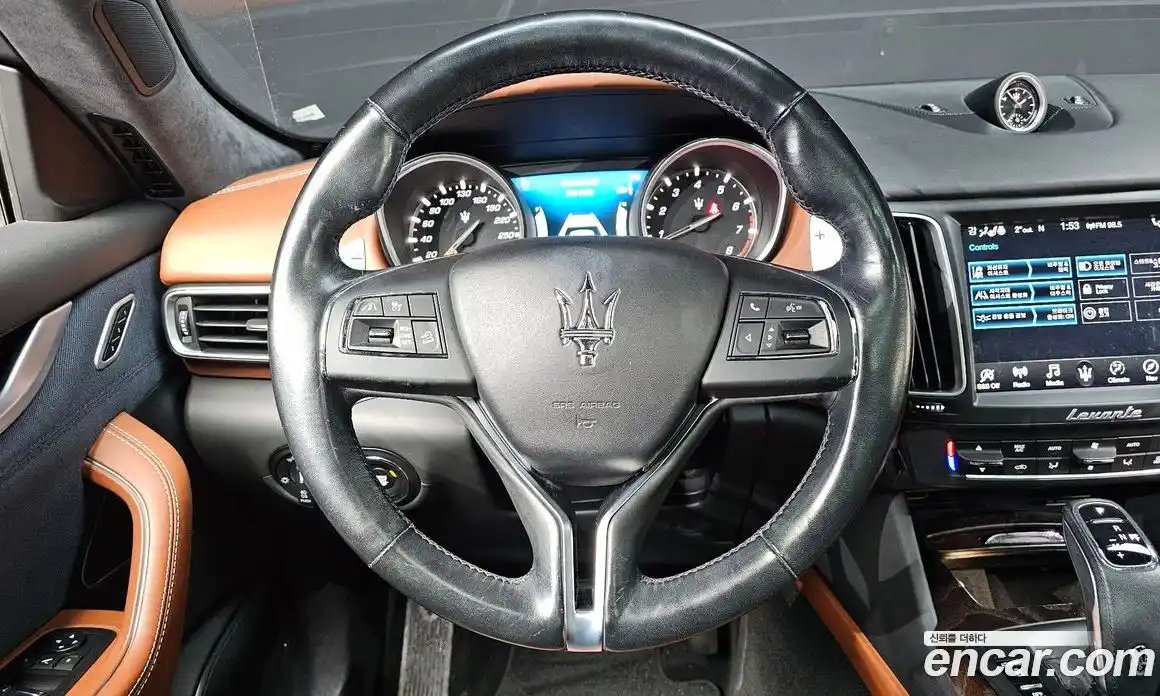 Maserati Levante 2020 3.0 гидро в Москве № 304542, фото 13